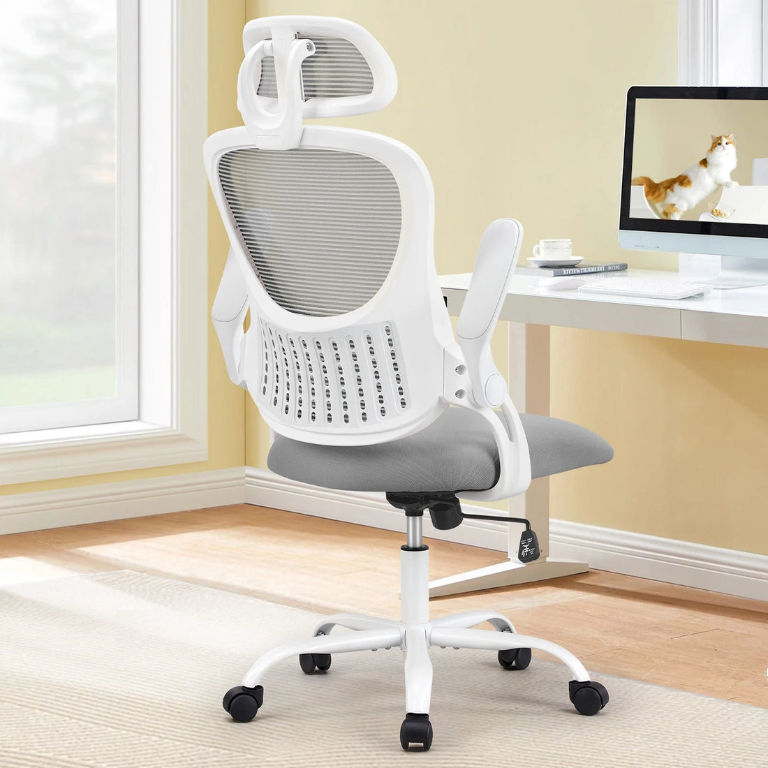 Adjustable Headrest & Flip-Up Arms - Z A F L U X X - E M P I R E